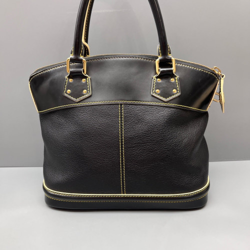 Louis Vuitton Suhali Lockit PM Calfskin Black Louis Vuitton Suhali Lockit PM Calfskin Black