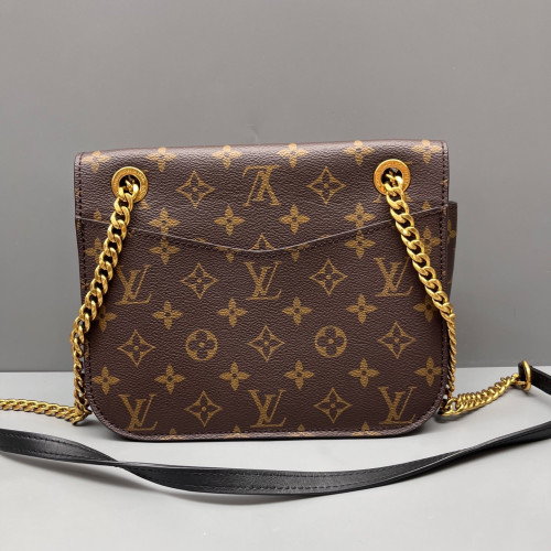 Louis Vuitton Passy Chain Shoulder Bag Monogram Brown Louis Vuitton Passy Chain Shoulder Bag Monogram Brown