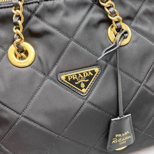 Prada Re-Edition 1995 Chaine Tote Tessuto Nylon Black