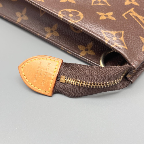 Louis Vuitton Toiletry Pouch 26 Monogram Brown
