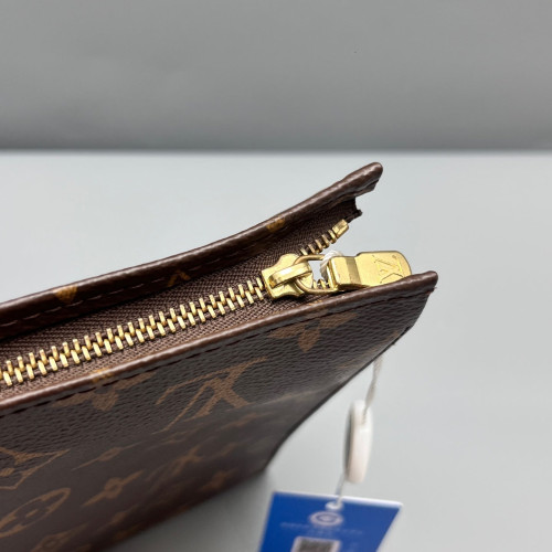 Louis Vuitton Toiletry Pouch 26 Monogram Brown