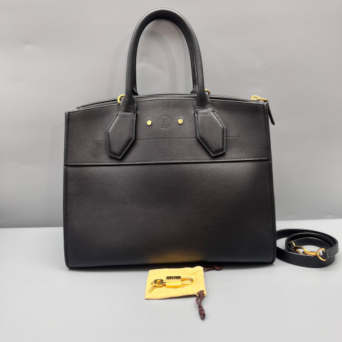 Louis Vuitton City Steamer MM Calfskin Black