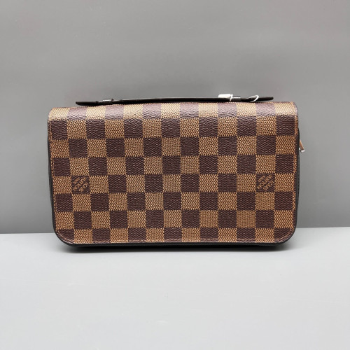 Louis Vuitton Clutch Damier Ebene Brown