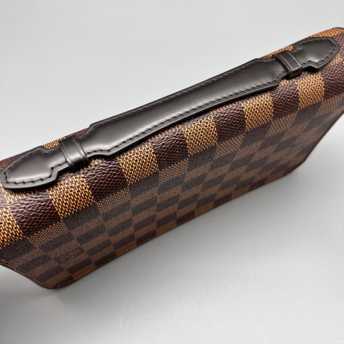 Louis Vuitton Clutch Damier Ebene Brown