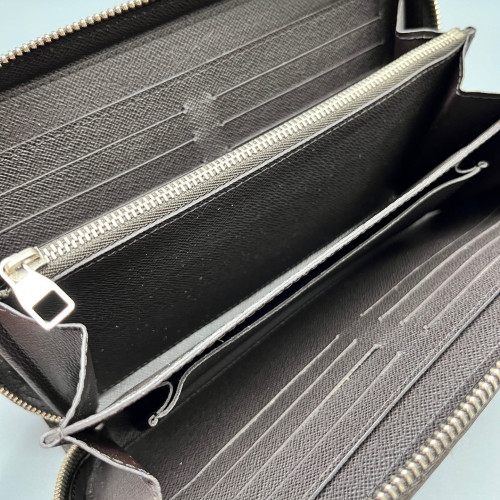 Louis Vuitton Clutch Damier Ebene Brown