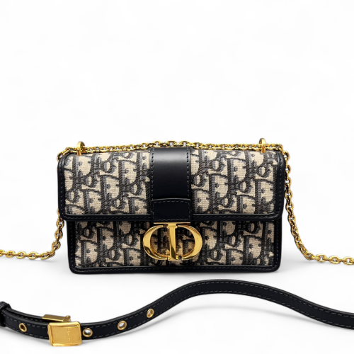 Dior 30 Montaigne East-Wast Bag Oblique Black Beige Navy Dior 30 Montaigne East-Wast Bag Oblique Black Beige Navy