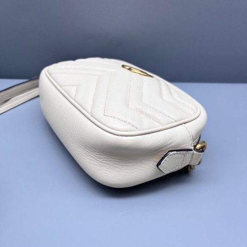Gucci Chevron Mini GG Marmont Chain Shoulder Bag Calfskin White Gucci Chevron Mini GG Marmont Chain Shoulder Bag Calfskin White