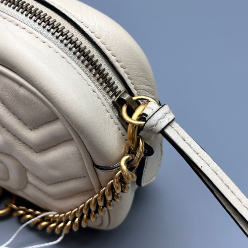 Gucci Chevron Mini GG Marmont Chain Shoulder Bag Calfskin White Gucci Chevron Mini GG Marmont Chain Shoulder Bag Calfskin White