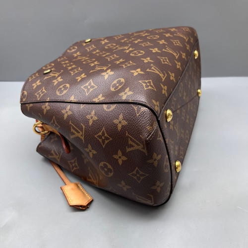 Louis Vuitton Montaigne MM Monogram Brown