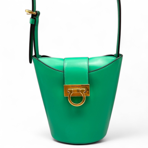 Salvatore Ferragamo Bucket Calfskin Green