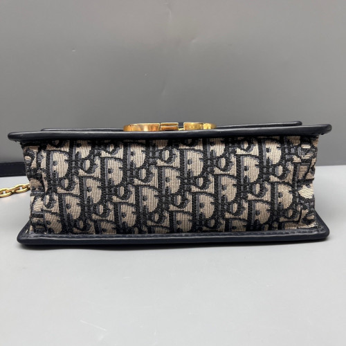 Dior 30 Montaigne Chain Flap Bag Oblique Navy Beige Black