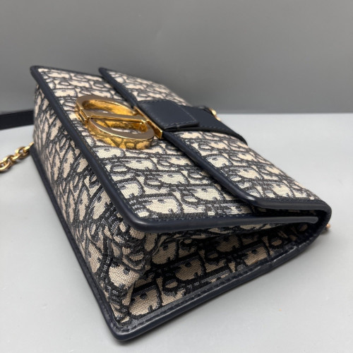 Dior 30 Montaigne Chain Flap Bag Oblique Navy Beige Black
