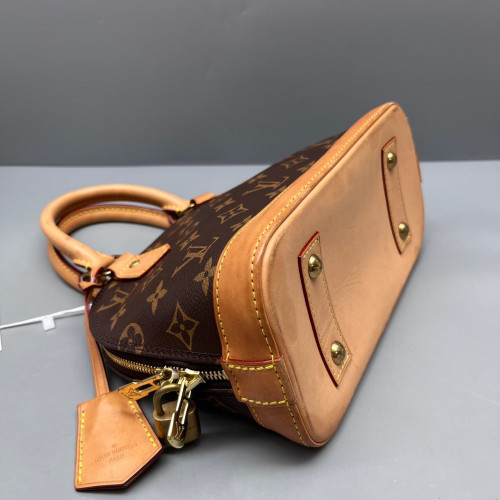 Louis Vuitton Alma BB Monogram Brown