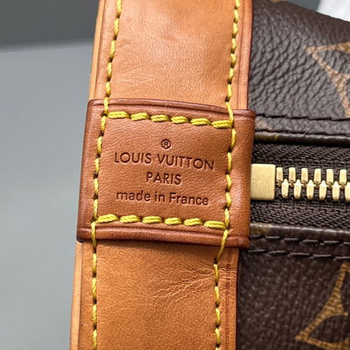 Louis Vuitton Alma BB Monogram Brown