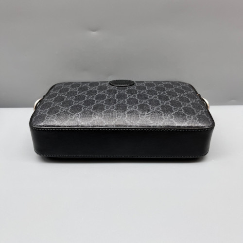 Gucci Camera Case GG Supreme Monogram Black