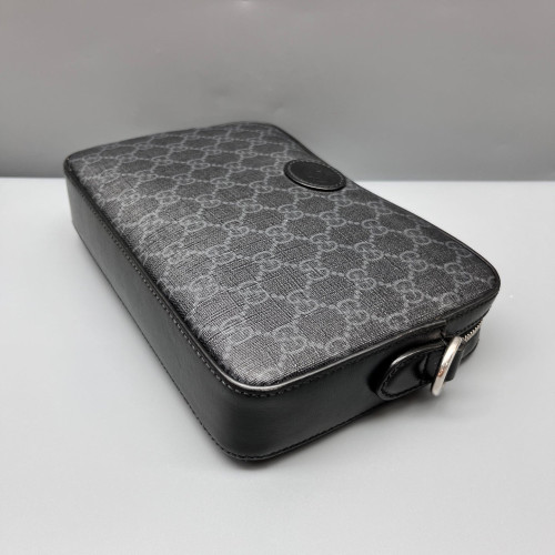 Gucci Camera Case GG Supreme Monogram Black