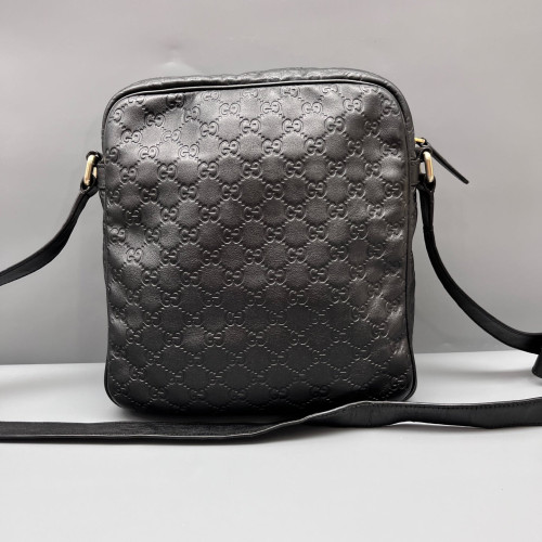 Gucci Messenger Guccissima Black