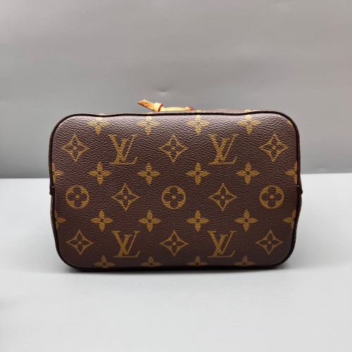 Louis Vuitton Neonoe BB Monogram Brown