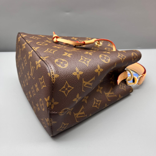 Louis Vuitton Neonoe BB Monogram Brown