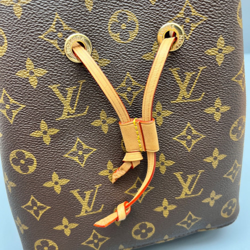 Louis Vuitton Neonoe BB Monogram Brown