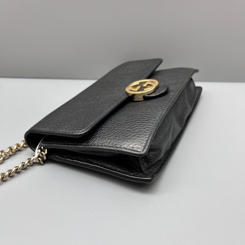 Gucci Interlocking G Wallet On Chain WOC Grained Calfskin Black Gucci Interlocking G Wallet On Chain WOC Grained Calfskin Black
