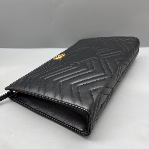 Gucci Matelasse GG Marmont Clutch Calfskin Black