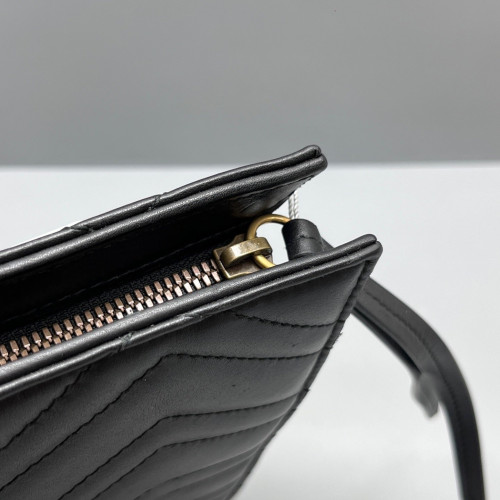Gucci Matelasse GG Marmont Clutch Calfskin Black