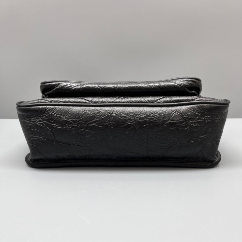 Yves Saint Laurent Medium Niki Chain Pull Up Leather Black