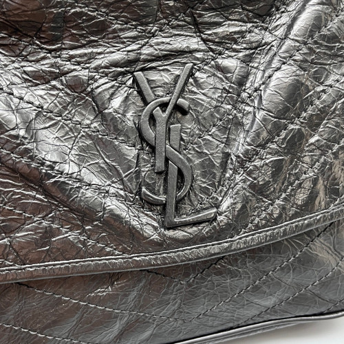 Yves Saint Laurent Medium Niki Chain Pull Up Leather Black