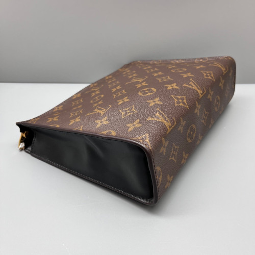 Louis Vuitton Toiletry Pouch 26 Monogram Brown