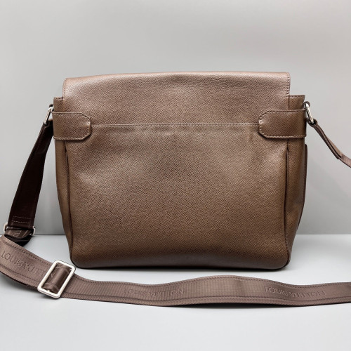 Louis Vuitton Messenger Calfskin Brown