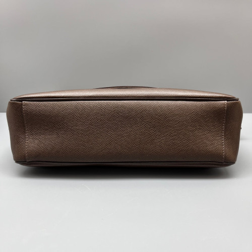 Louis Vuitton Messenger Calfskin Brown