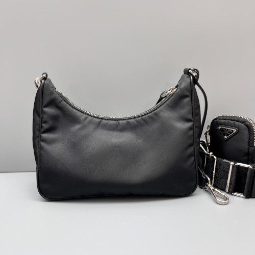 Prada Re-Edition 2005 Shoulder Bag Tessuto Nylon Black
