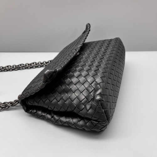 Bottega Veneta Medium Olimpia Shoulder Bag Calfskin Intrecciato Black