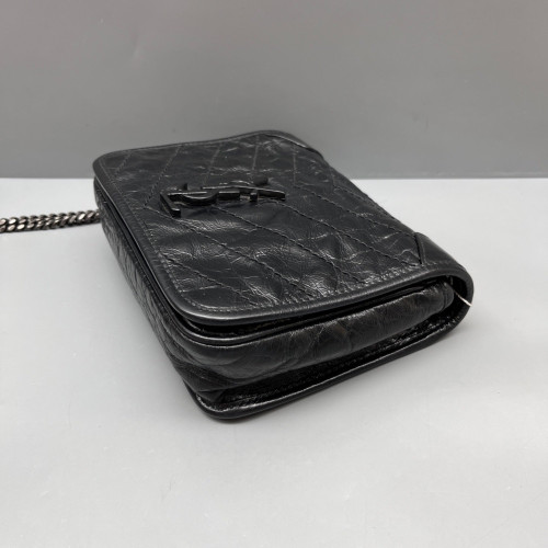 Yves Saint Laurent Mini Niki Chain Pull Up Leather Black