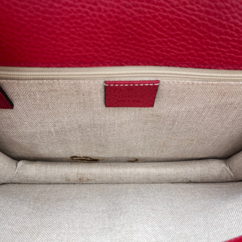 Gucci Medium Interlocking G Shoulder Bag Grained Calfskin Red