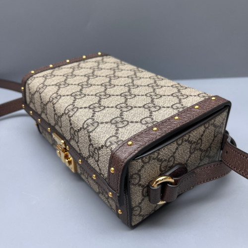 Gucci Studded Box Bag GG Supreme Monogram Brown Beige Gucci Studded Box Bag GG Supreme Monogram Brown Beige