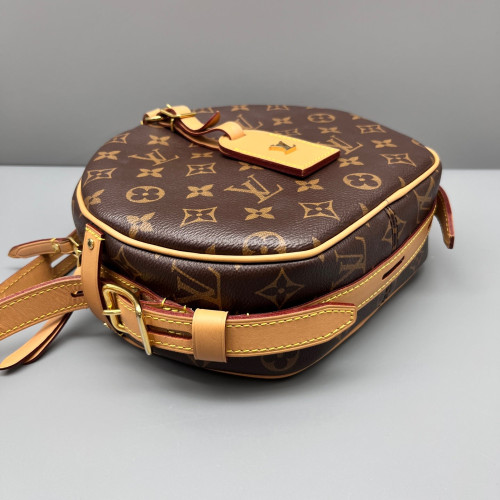 Louis Vuitton Boite Chapeau Souple MM Monogram Brown