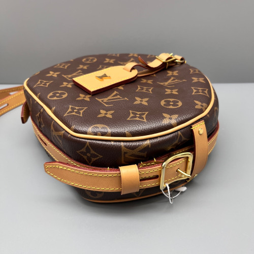 Louis Vuitton Boite Chapeau Souple MM Monogram Brown