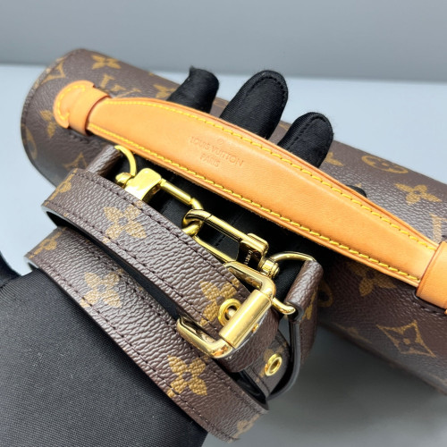 Louis Vuitton Pochette Metis Monogram Brown