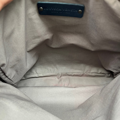 Bottega Veneta Messenger Calfskin Intrecciato Dark Blue