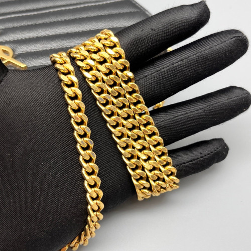 Yves Saint Laurent Envelope Wallet On Chain Caviar Black