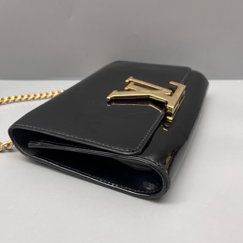 Louis Vuitton Shoulder Bag Vernis Black