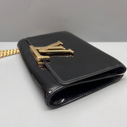 Louis Vuitton Shoulder Bag Vernis Black