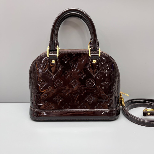 Louis Vuitton Alma BB Vernis Amarante