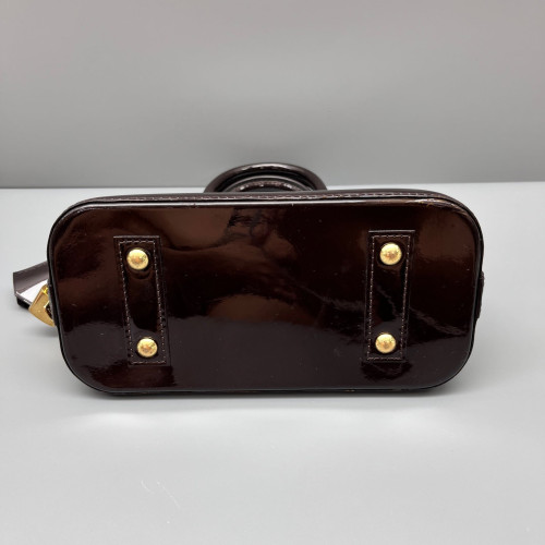 Louis Vuitton Alma BB Vernis Amarante