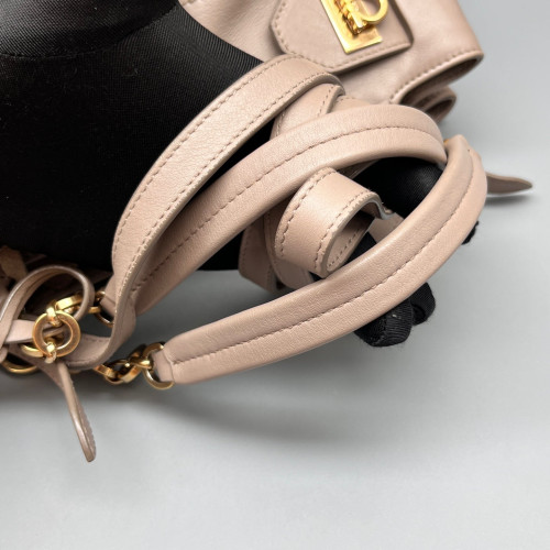 Salvatore Ferragamo Tote Bag Calfskin Grey