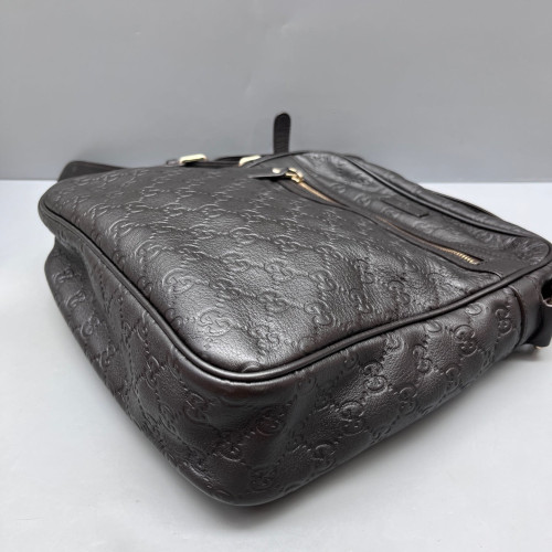 Gucci Messenger Guccissima Black