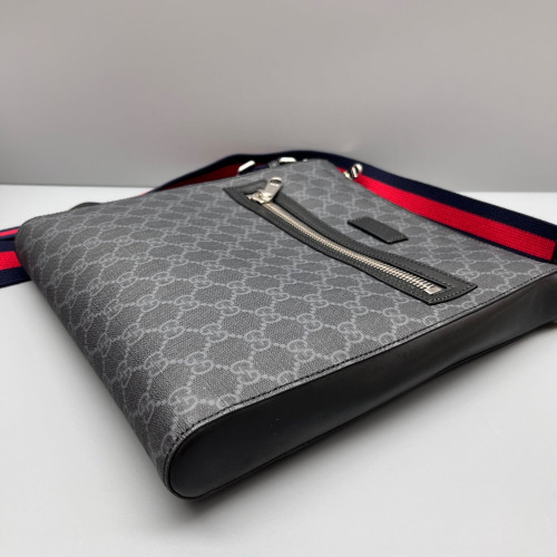 Gucci Messenger GG Supreme Monogram Black