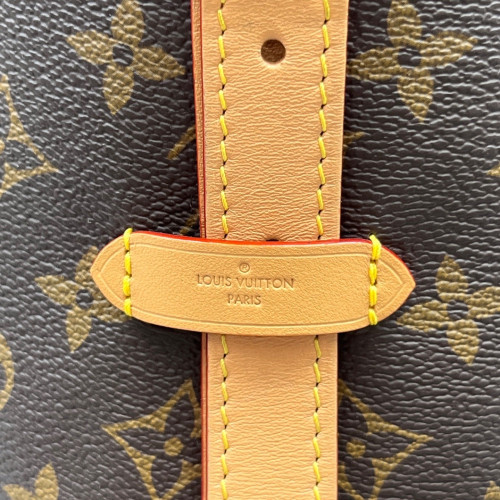 Louis Vuitton Carryall Travel Monogram Brown